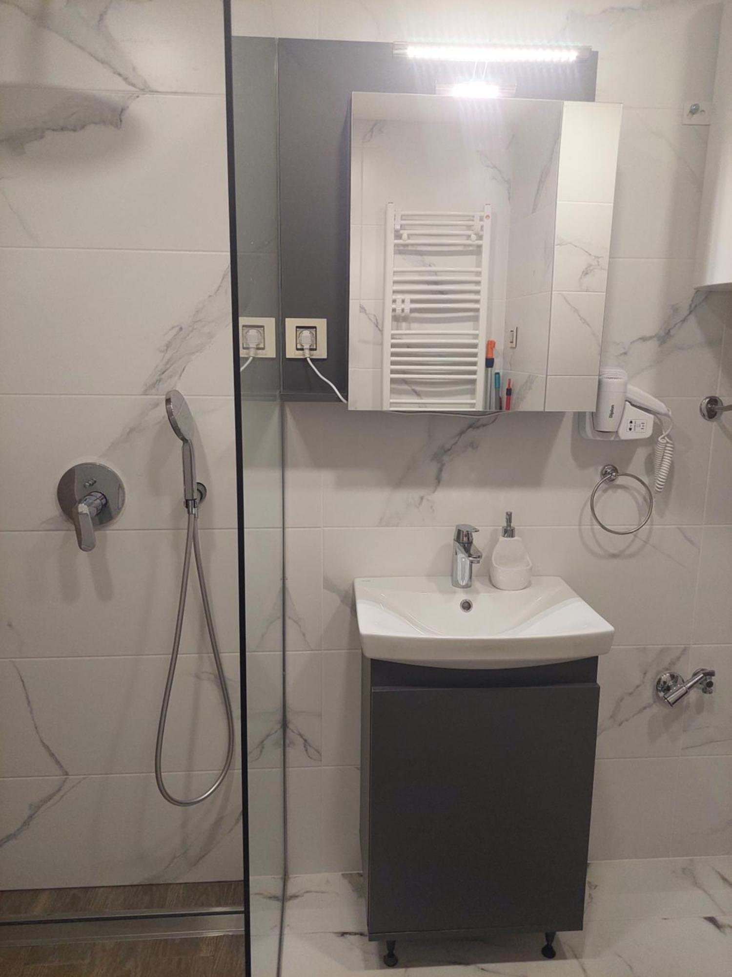 Lu Apartament