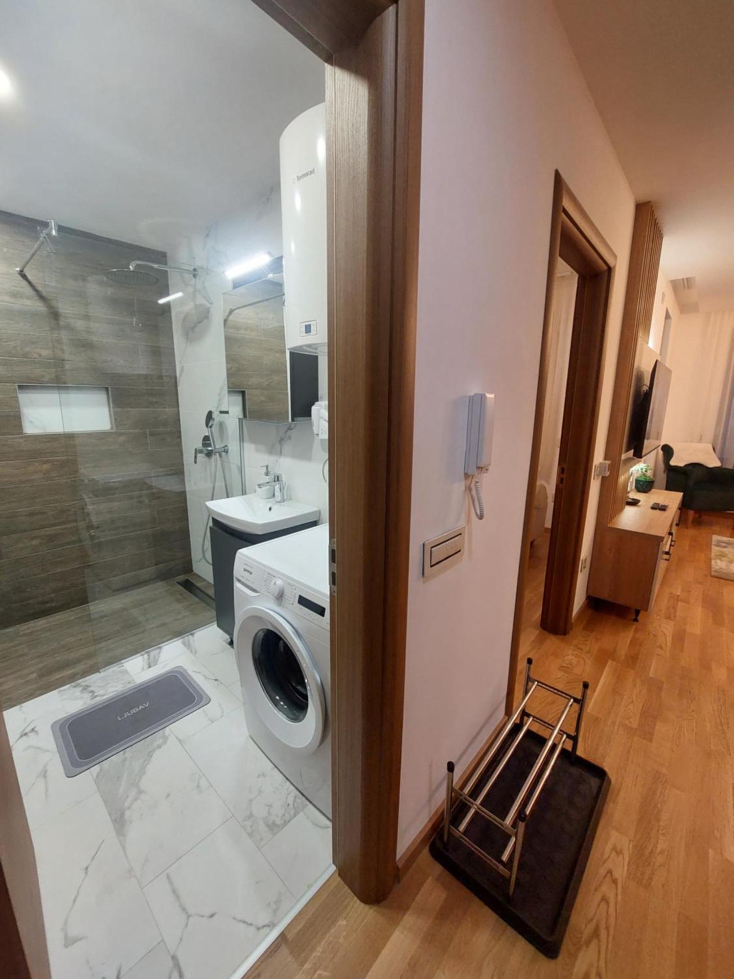 Lu Apartament